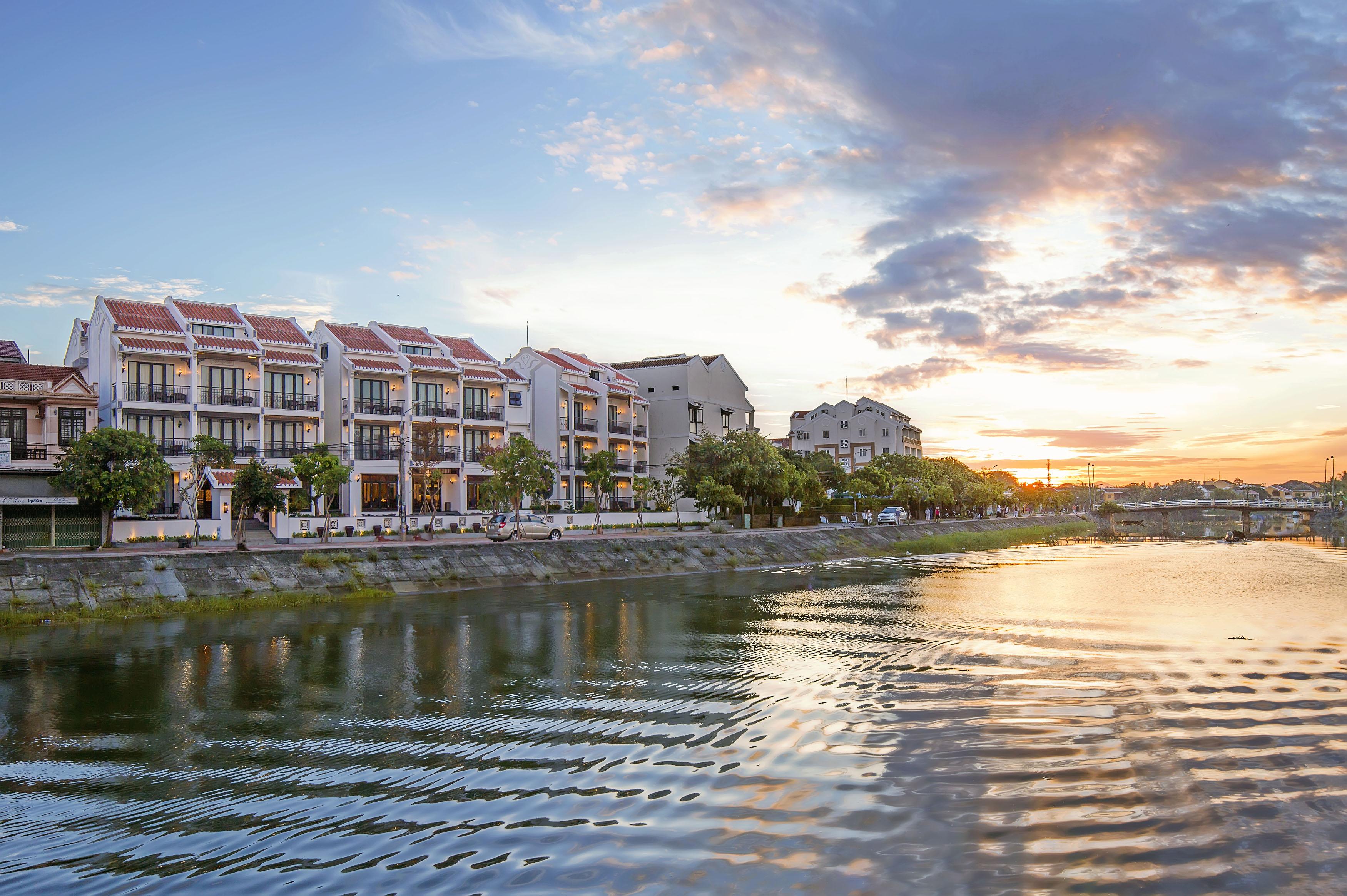 Laluna Hoi An Riverside Hotel & Spa Екстериор снимка