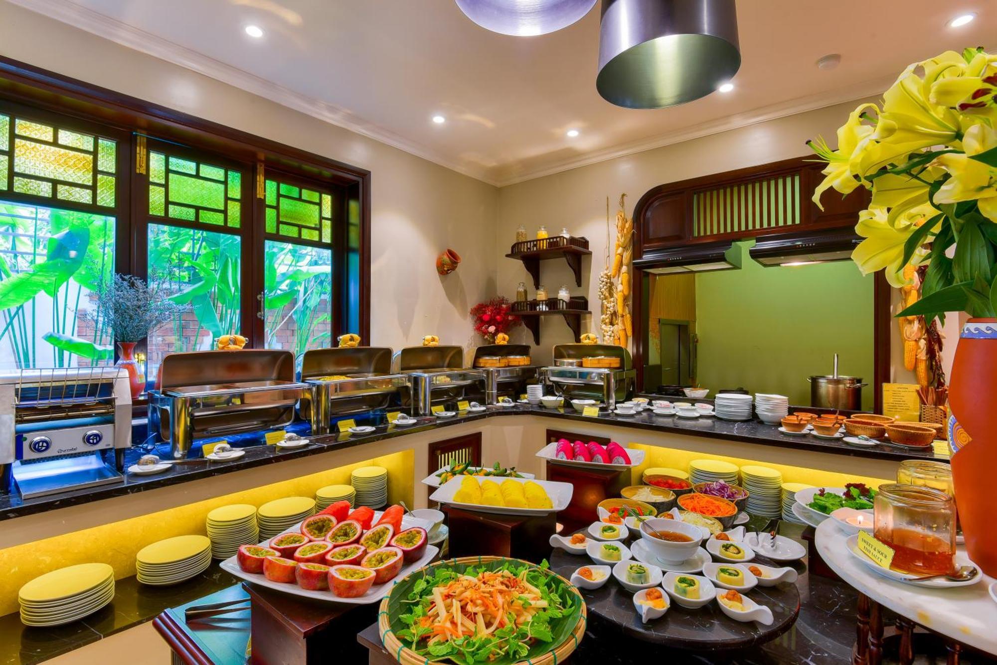 Laluna Hoi An Riverside Hotel & Spa Екстериор снимка