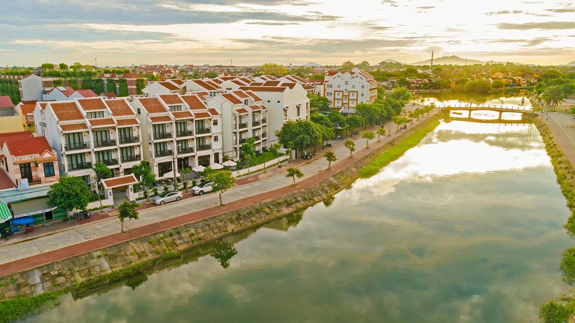 Laluna Hoi An Riverside Hotel & Spa Екстериор снимка